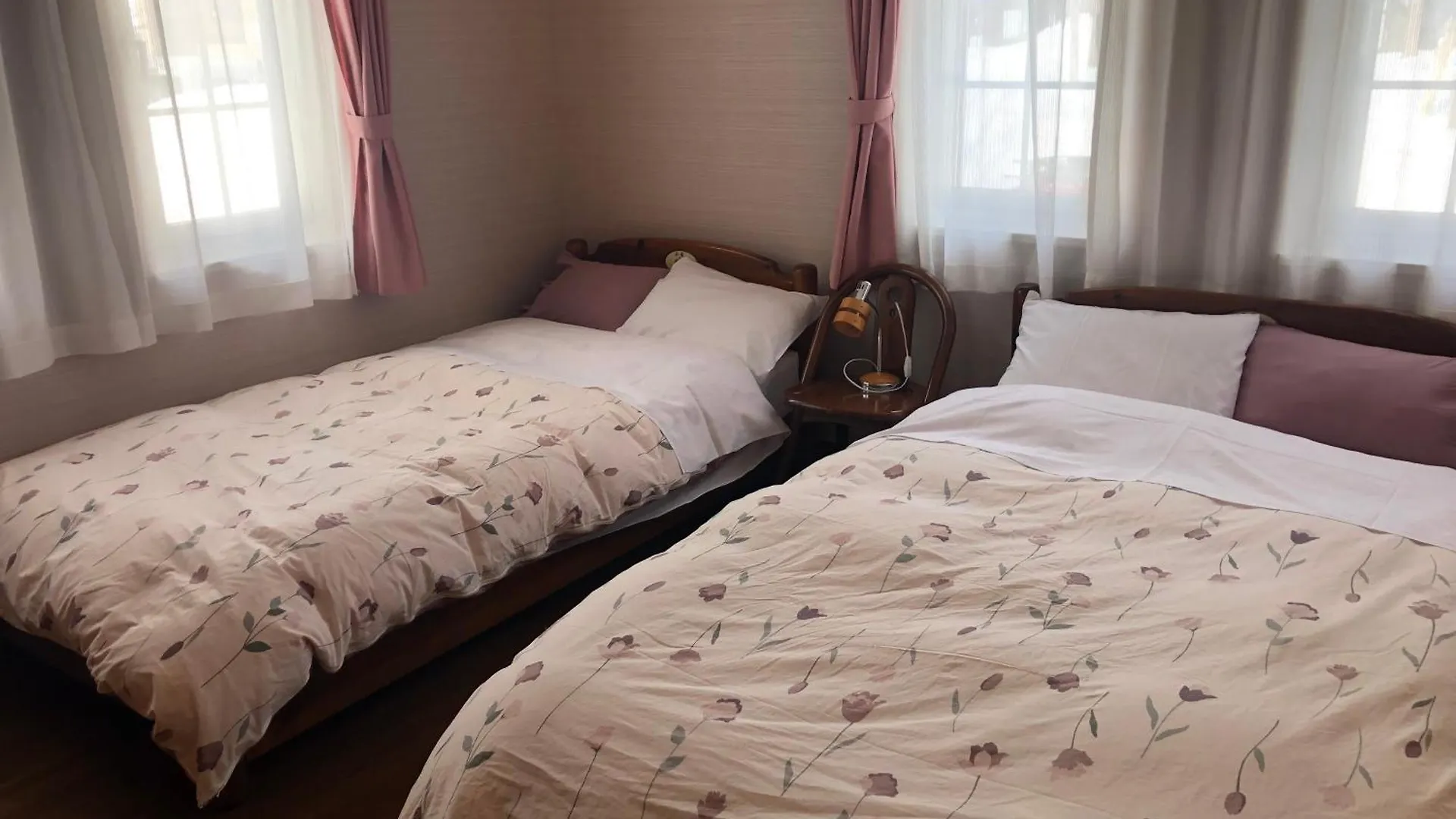 Bed & Breakfast Pension Locomotion Kutchan